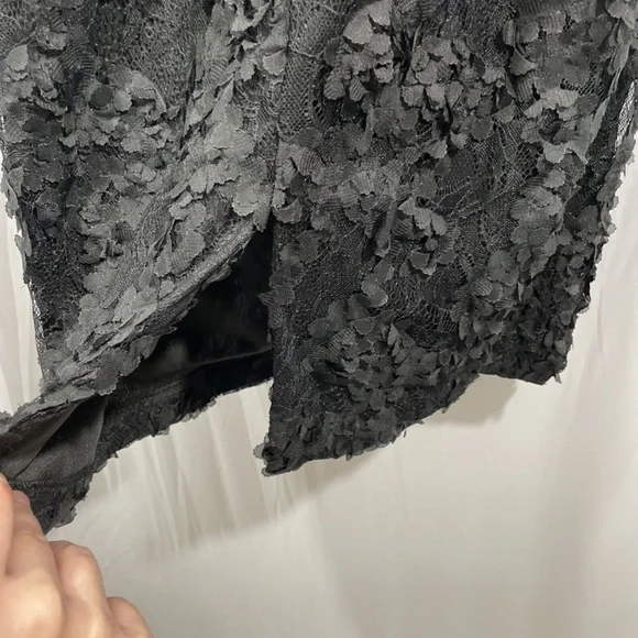 NWT $248 XSCAPE‎ [ 2 ] Off Shoulder 3D Lace Sheath Dress in Black